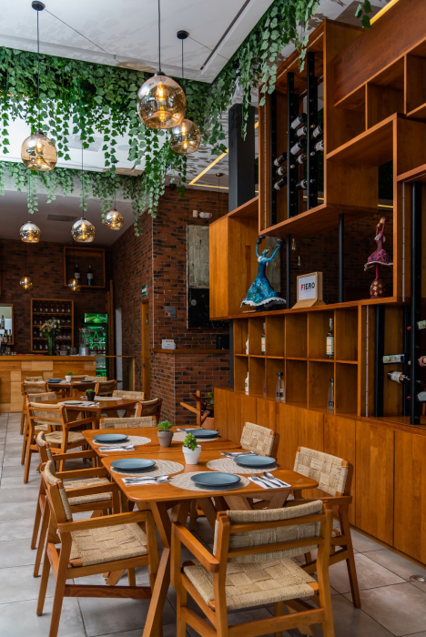 Sesión profesional de fotografía digital para documentar la arquitectura de restaurantes de comida en oaxaca