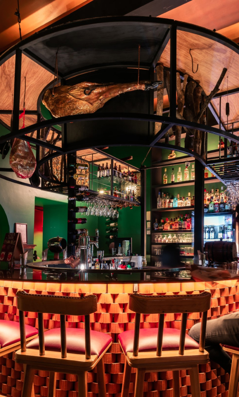 Sesión profesional de fotografía digital para documentar la arquitectura de restaurantes de comida en oaxaca
