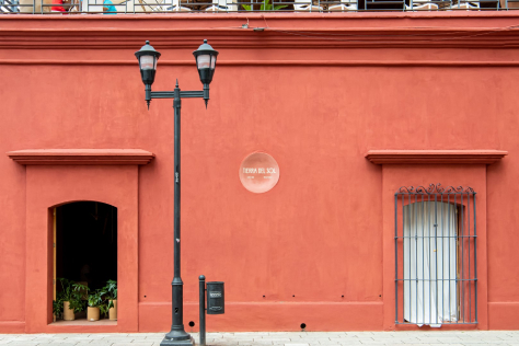 Sesión profesional de fotografía digital para documentar la arquitectura de restaurantes de comida en oaxaca